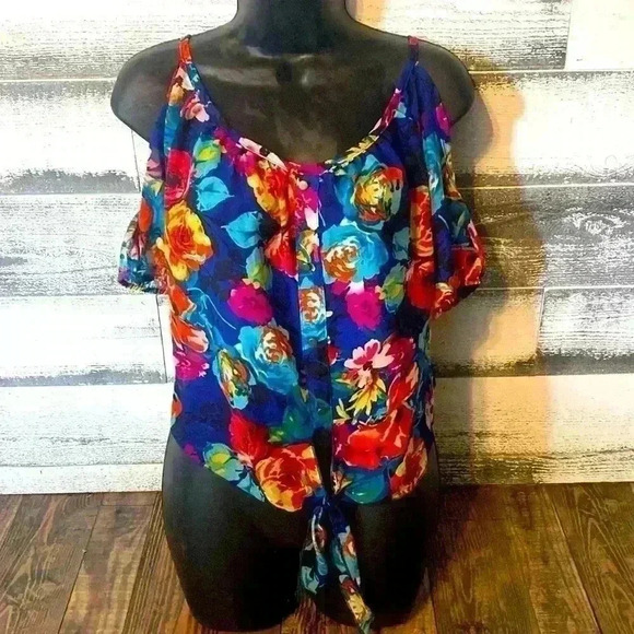 Women’s sheer cold shoulder top size medium - Picture 1 of 3
